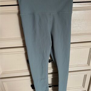 Athleta Ribbed Leggings in Gray